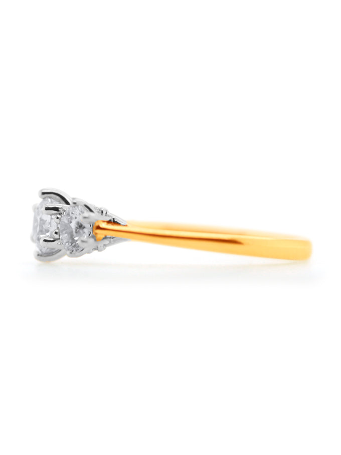 1.09 Carat Diamond Trilogy Ring set in 18 Carat Yellow Gold