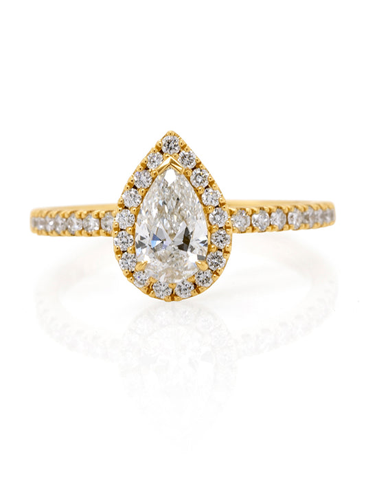 Lab Grown 0.70 Carat Pear Cut Diamond Ring Set in 18 Carat Yellow Gold