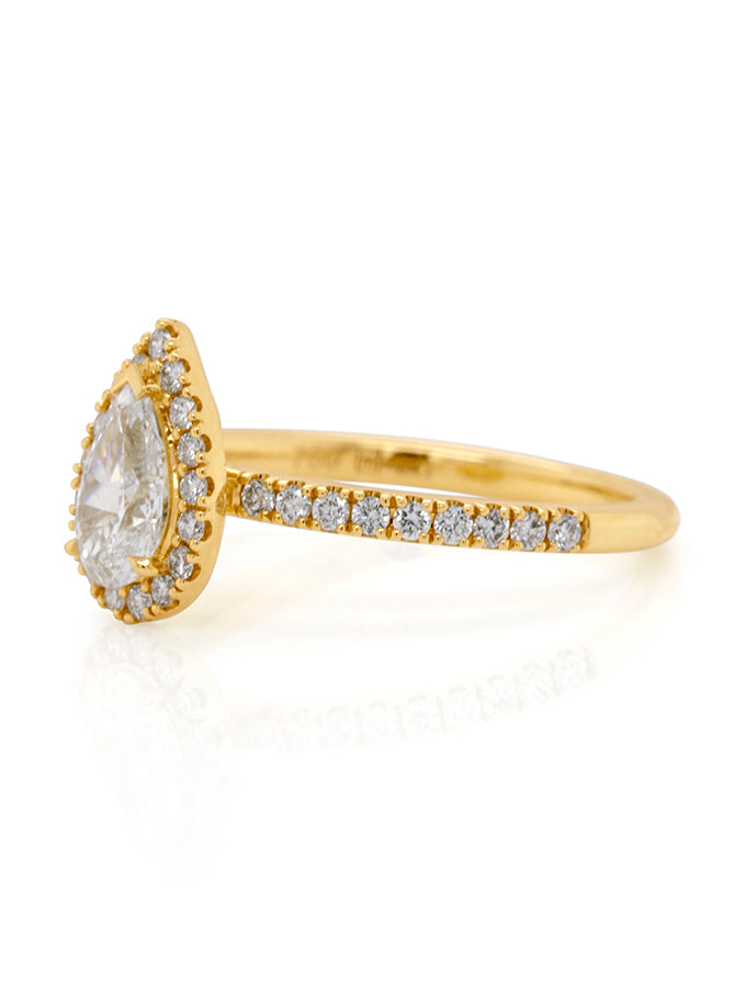 Lab Grown 0.70 Carat Pear Cut Diamond Ring Set in 18 Carat Yellow Gold