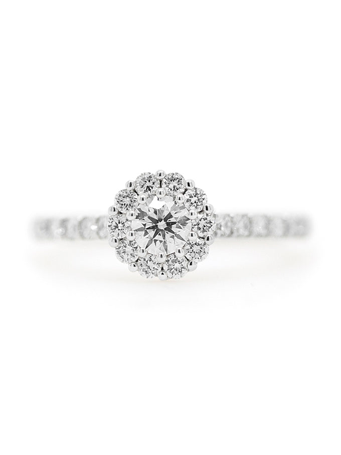 Diamond Cluster Ring, 18K WG, T=0.88ct