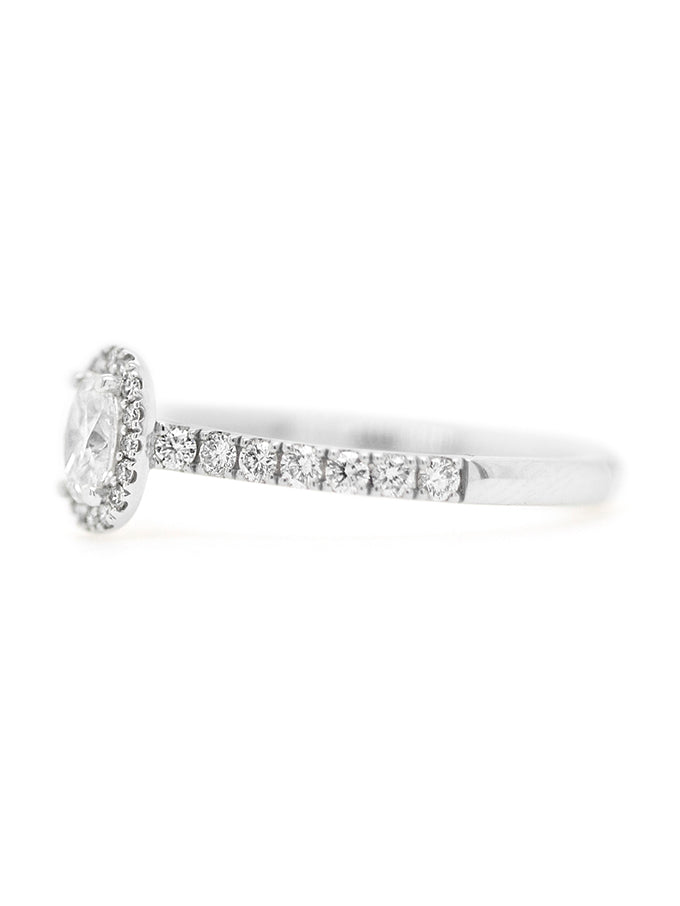 Oval Cut Diamond Ring, 18 Carat White Gold, T=0.66ct