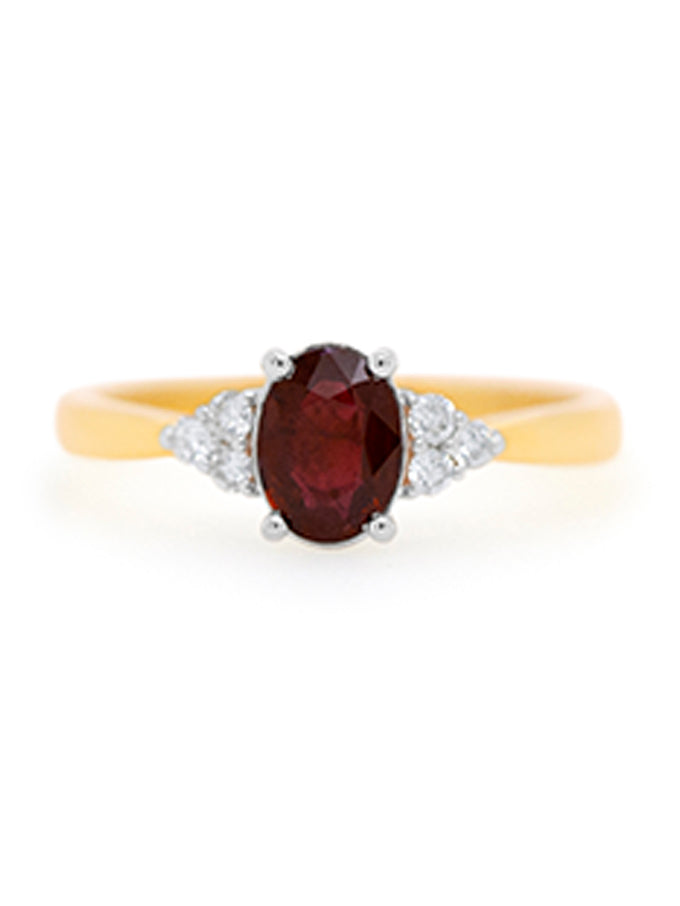 Natural Ruby & Diamonds set in 18K Yellow Gold.