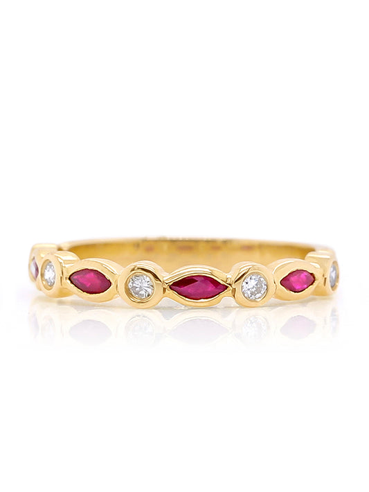 Ruby & Diamond  Ring, 9 Carat Yellow Gold