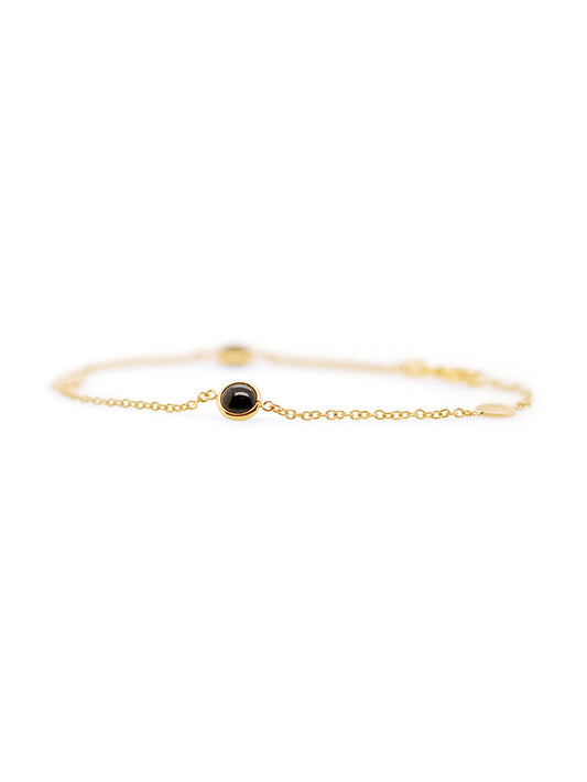 Black Onyx Disks on a 9 Carat Yellow Gold Chain Bracelet,