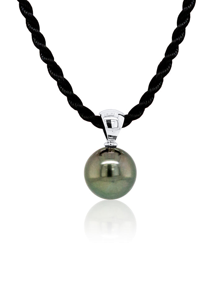 Tahitian pearl pendant 10mm 9k wg tapered style, 45cm satin