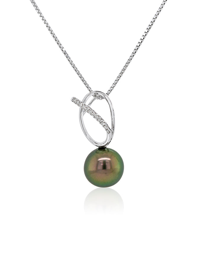 Tahitian Pearl & Diamond set pendant, 9K White Gold, 10mm.