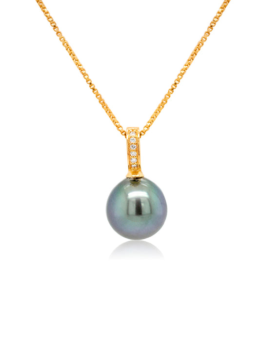 Tahitian Pearl & Diamond set Pendant