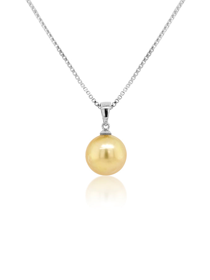 Golden South Sea Pearl Pendant, 9 Carat White Gold, 11mm.