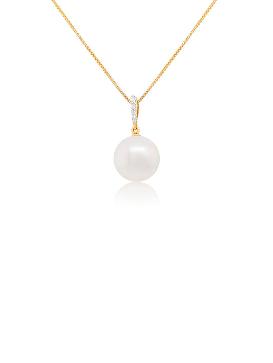 13mm South Sea Pearl & Diamond Pendant, 9 Carat Yellow Gold