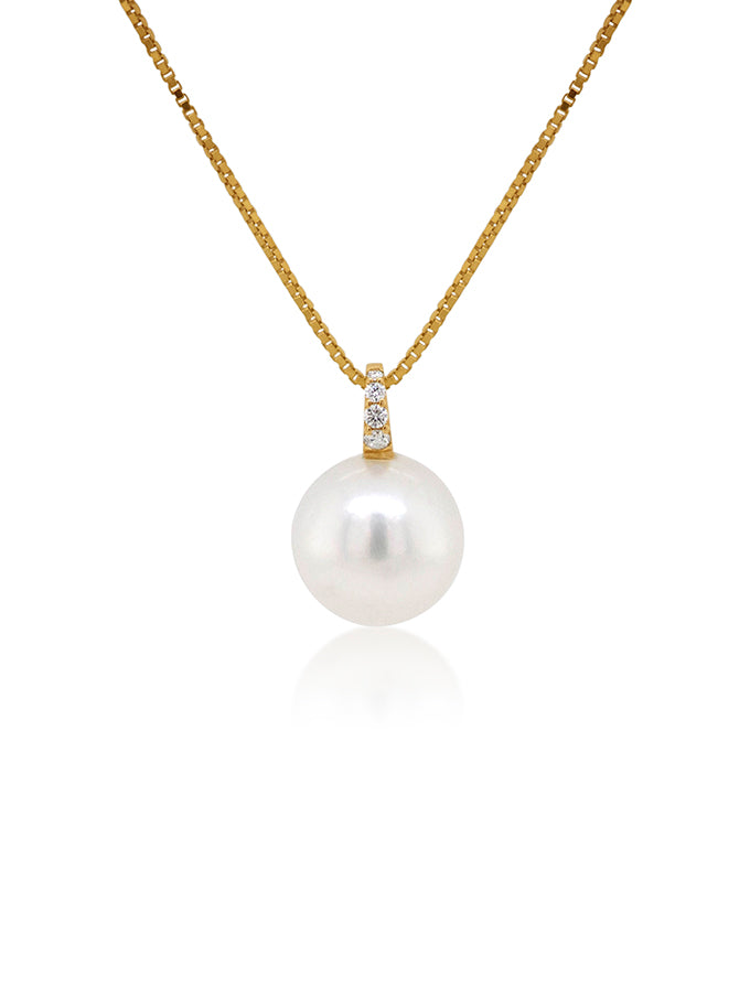 12mm South Sea Pearl & 0.05 Carat Diamond Pendant,9 Carat Yellow Gold