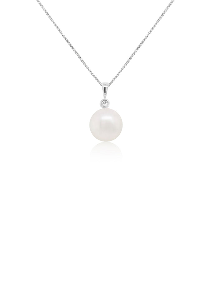 11 mm South Sea Pearl and Diamond Pendant, 9 Carat White Gold