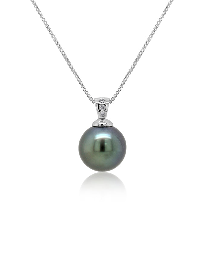 13mm Tahitian Pearl & 0.04 Carat Diamond Set Pendant in 9K White Gold