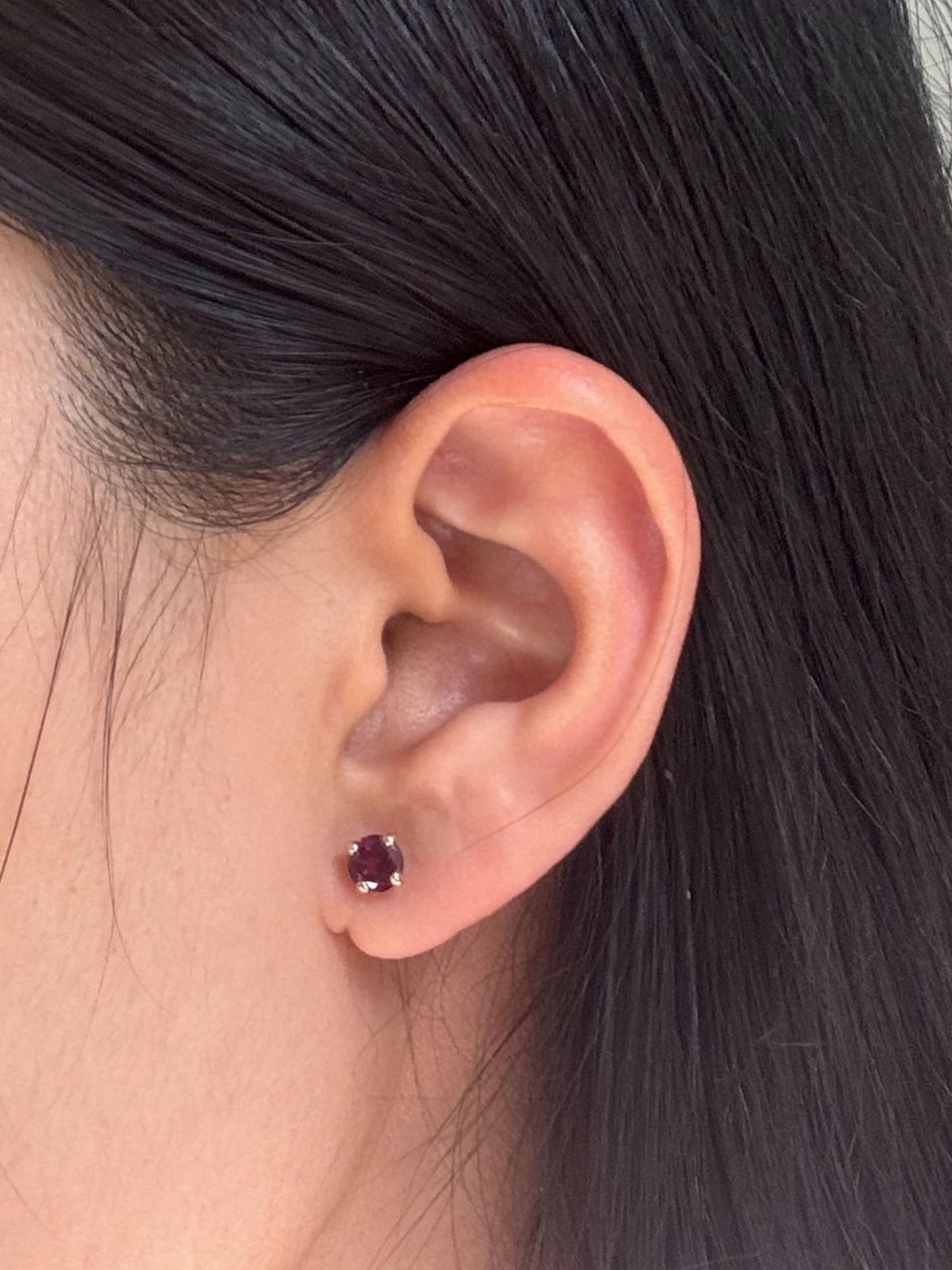 Rhodolite Garnet Earring in 9 Carat Yellow Gold Studs