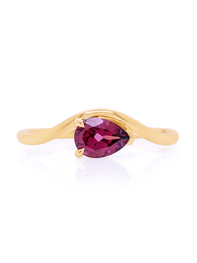 Pear Shape Rhodilite Garnet Dress Ring in 9 Carat Yellow Gold