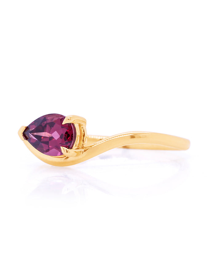 Pear Shape Rhodilite Garnet Dress Ring in 9 Carat Yellow Gold